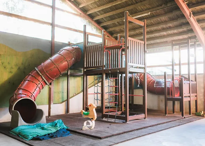 Hof Koehne - Altes - Dachstube Links * Schmallenberg